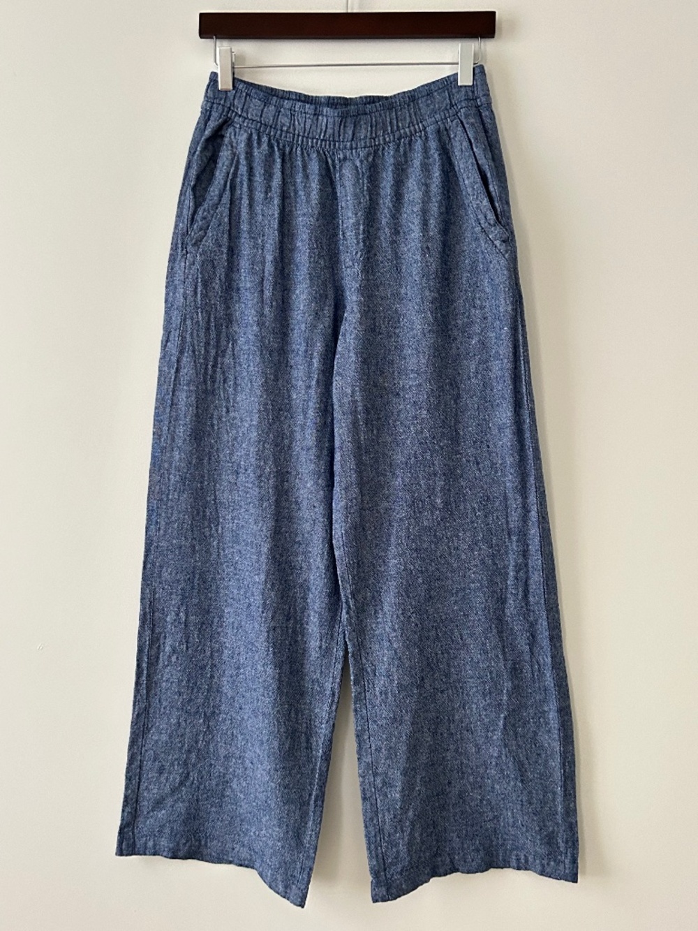 Old Navy Wide Leg Linen Blend Blue Chambray Drawstring Pants
